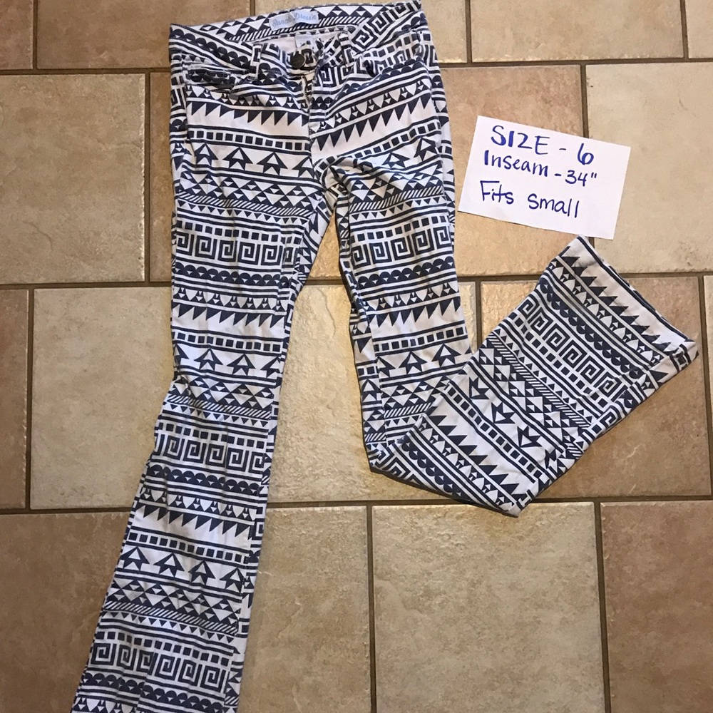 Grey & White Aztec Print denim jeans